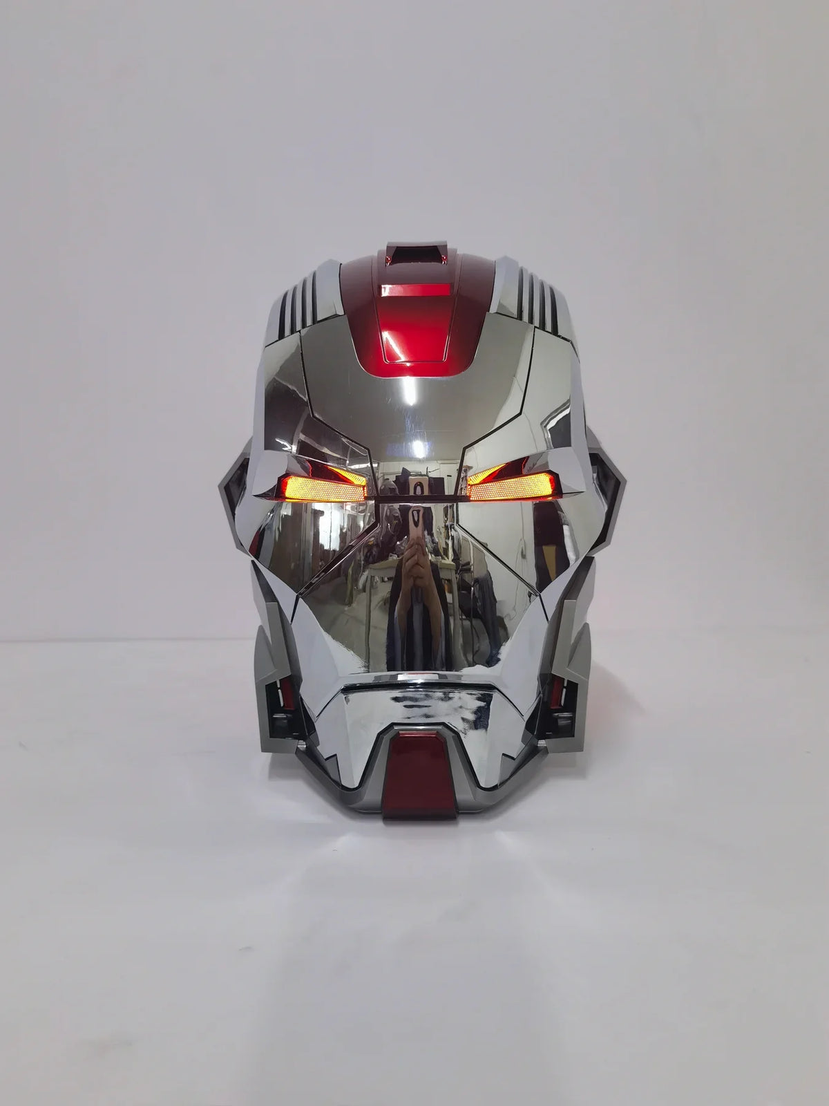 Solis Aegis MK-XVII helmet in Silver & Red — studio front view