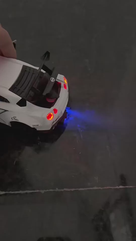 Solis Redline video: lights, doors and the clock