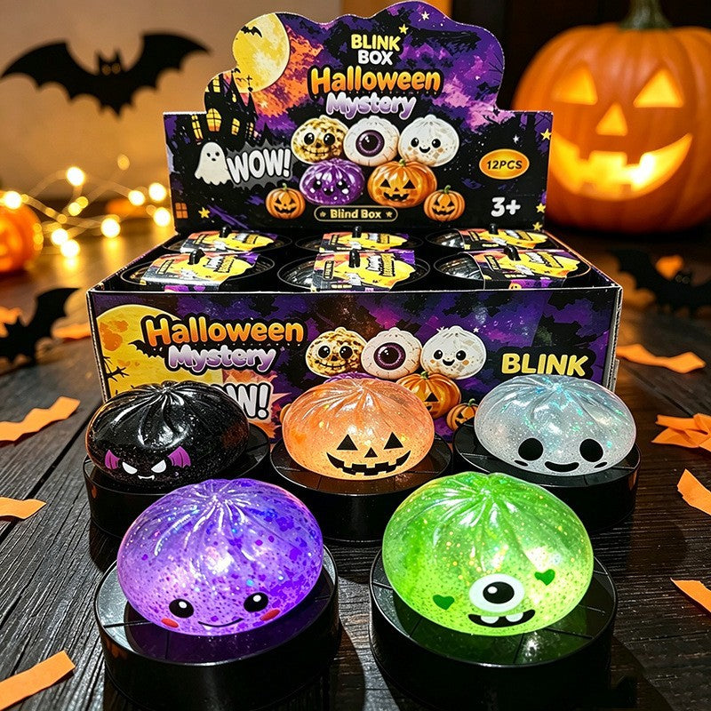 Solis Hollow — Halloween squishy gift box — Bat Spirit Buns · 12 × 8.5 cm