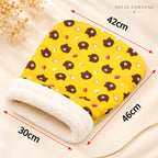 Solis Snoozle — Yellow: cat sleeping bag with bear print, about 30 x 42 x 46 cm